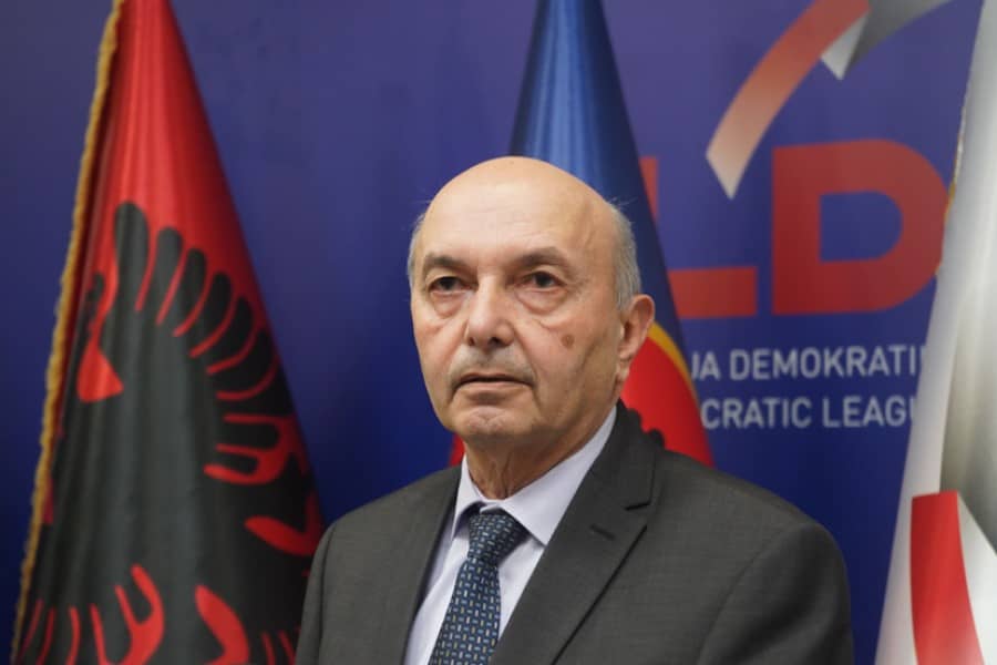 Mustafa kritikon Ramën: Eksperimentuesit pas tre vjetësh i mbledhin plaçkat për Londër