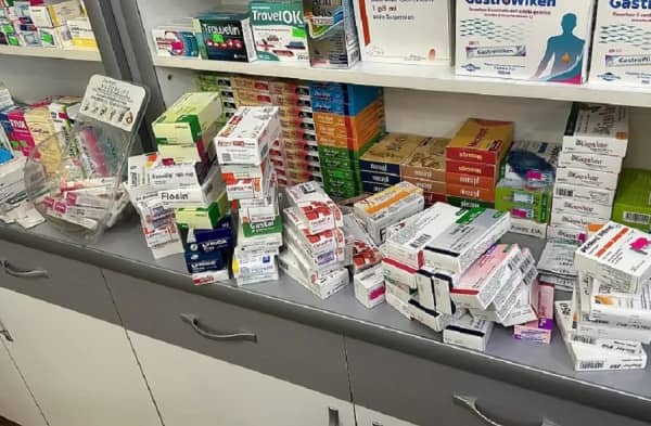 ​Demokraci Plus: 81% e qytetarëve besojnë se barnat ende shiten me çmime të ndryshme