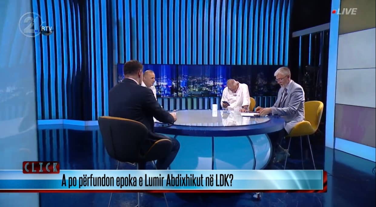 “Unë po flas çka ka ndodhur, ti po sheh ëndrra”, përplasen Canaj e Demaj në ”Click”