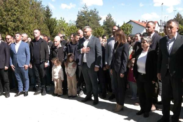 Të ekzekutuar në oborrin e shkollës, përkujtohet Masakra e Bukoshit