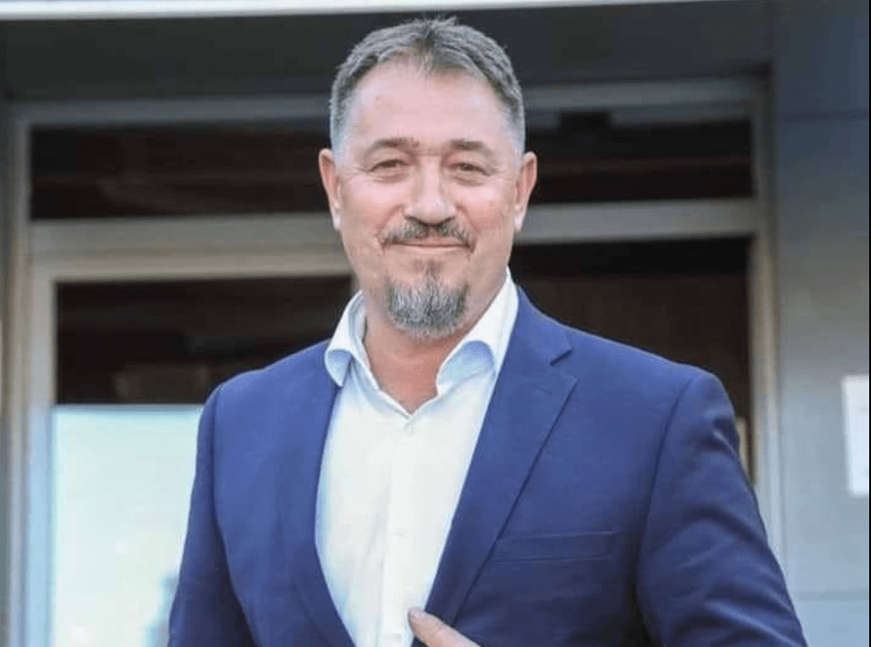 Reagon Lushtaku: Për dallim nga Kurti unë i përgjigjem institucioneve të Republikës