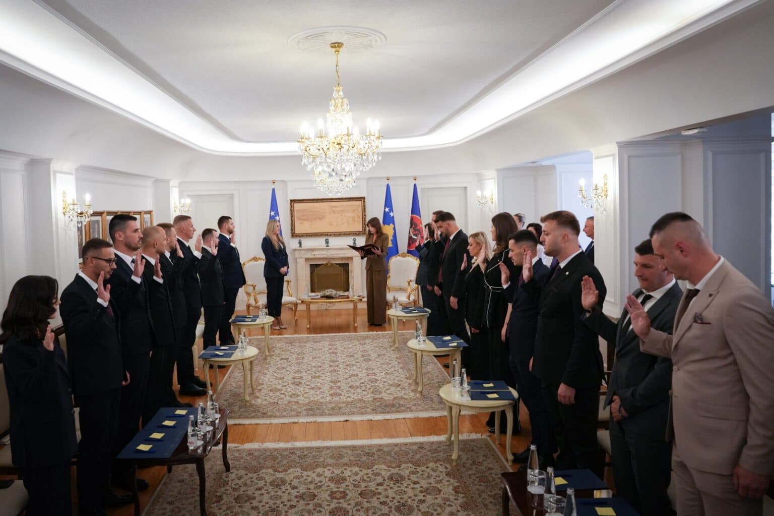 Haxhiu dekreton 17 gjyqtarë: Të jeni të pavarur nga çdo ndikim politik e financiar
