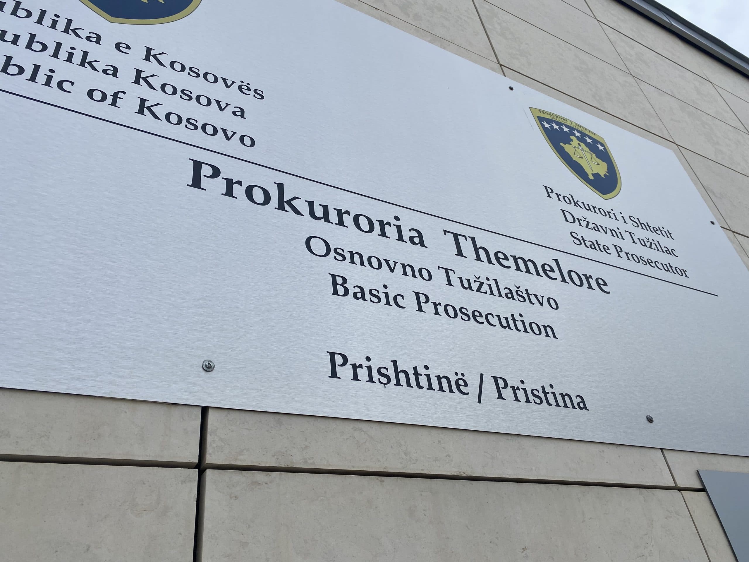 Sekuestrohen 9 automjete në kuadër të hetimeve për veprën penale “mashtrimi kompjuterik”