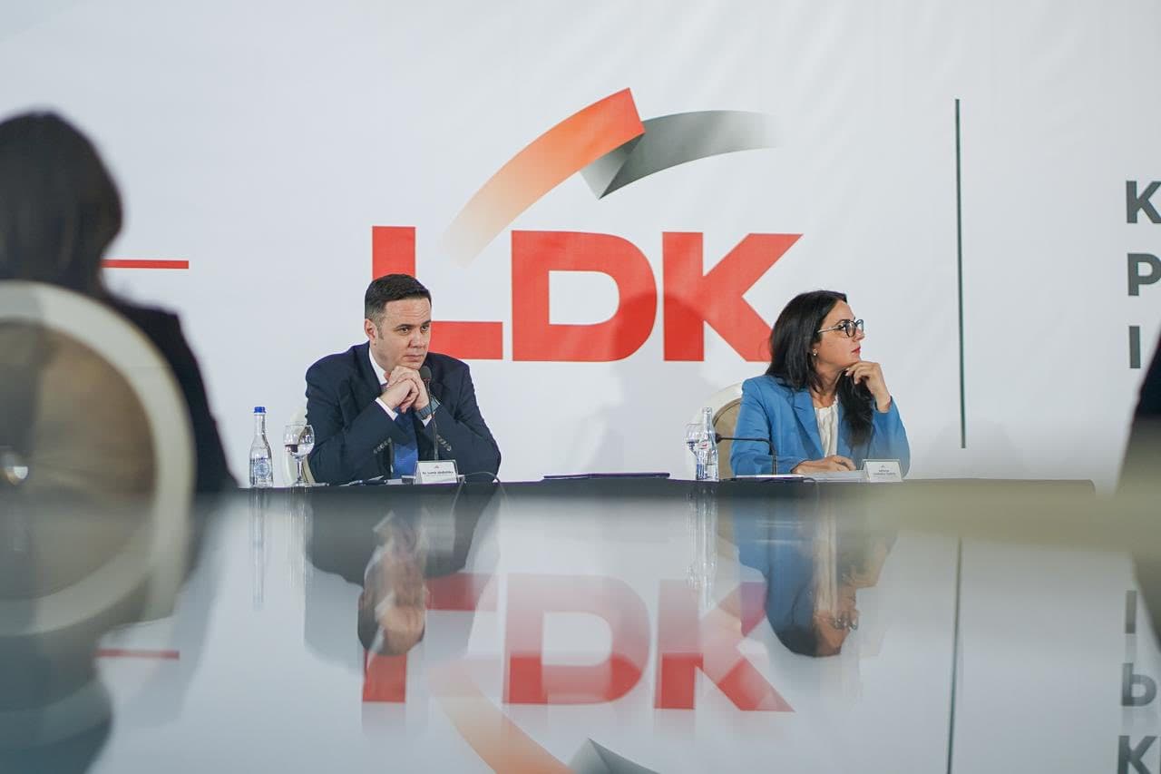 LDK: Po përdoren profile për propagandë