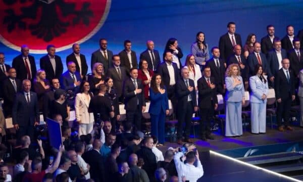 Osmani në fushatën hapëse të LDK-së: Politika që nxit urrejtje, për#arje dhe frikë duhet t’i takojë së kaluarës