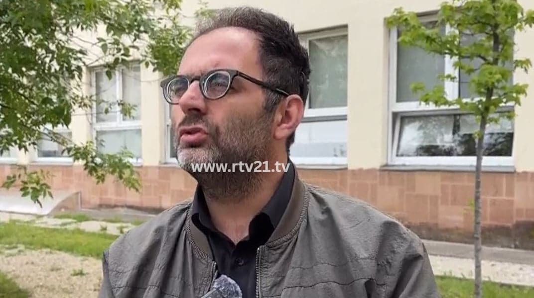 “Pseudogazetar”, Zeneli për deklaratën e Konjufcës: Tentim për të krijuar mjegullim midis kufijve të asaj se çka është gazetari në të vërtetë