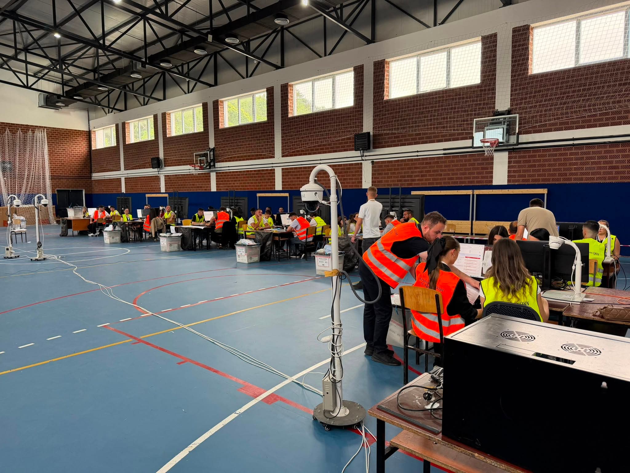 Numërohen 15% e votave për deputetë, kandidatët më të votuar nëpër parti