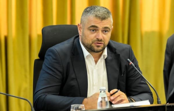 Poezia e të miturës në tubimin e LVV-së, Hoti: Nuk konsideroj se ka pasur shkelje