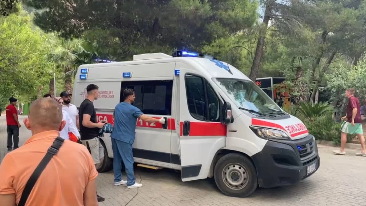 Dy të rinj kosovarë mbyten në Shëngjin pasi u morën nga dallgët, dy të tjerë në gjendje të rëndë