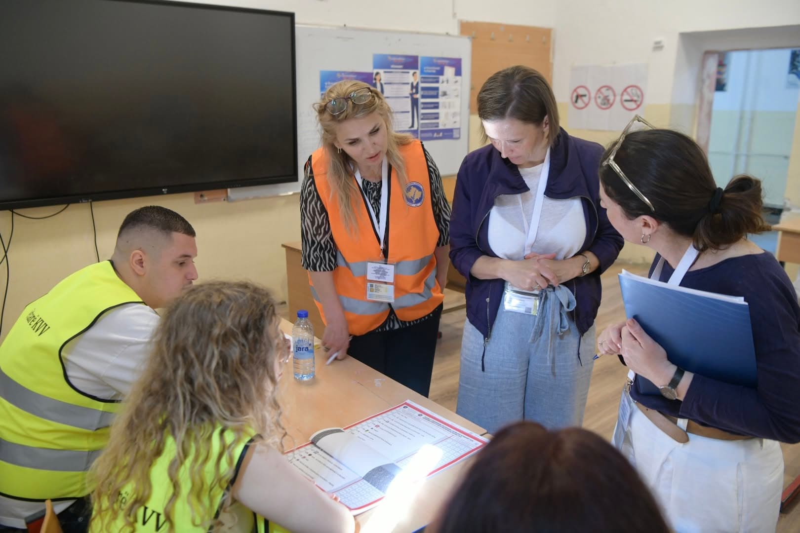 BE monitoron votimin në Prishtinë e Graçanicë: Çdo palë zgjedhje janë test i demokracisë