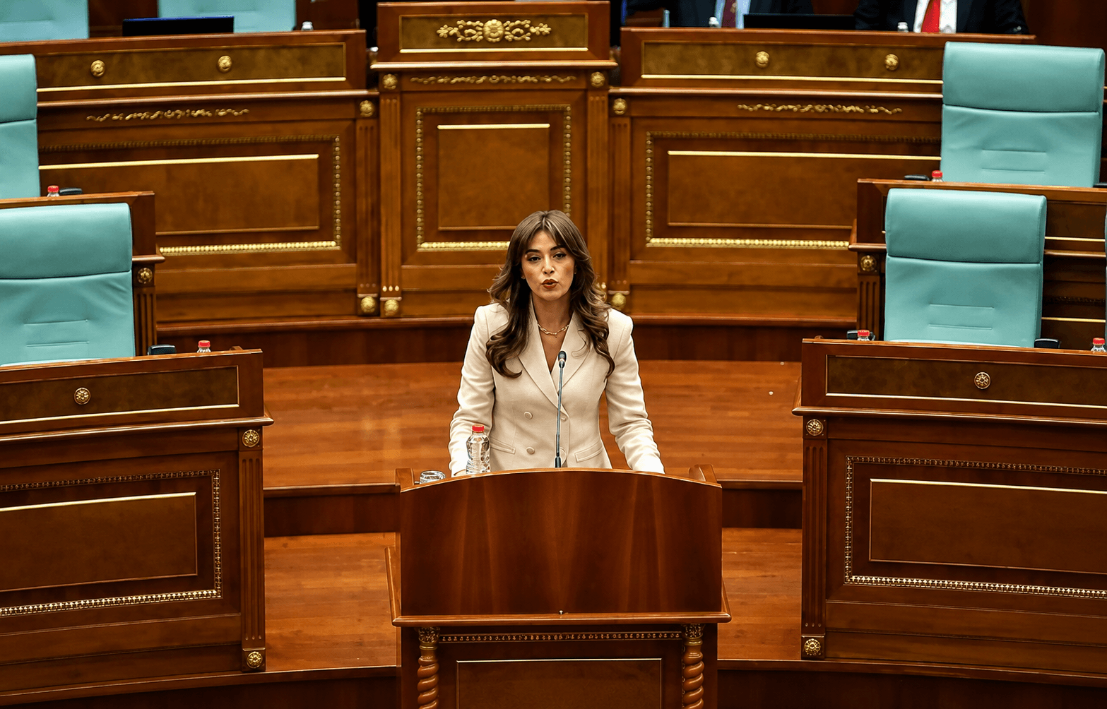 Albulena Haxhiu, kandidate për kryetare të Kuvendit